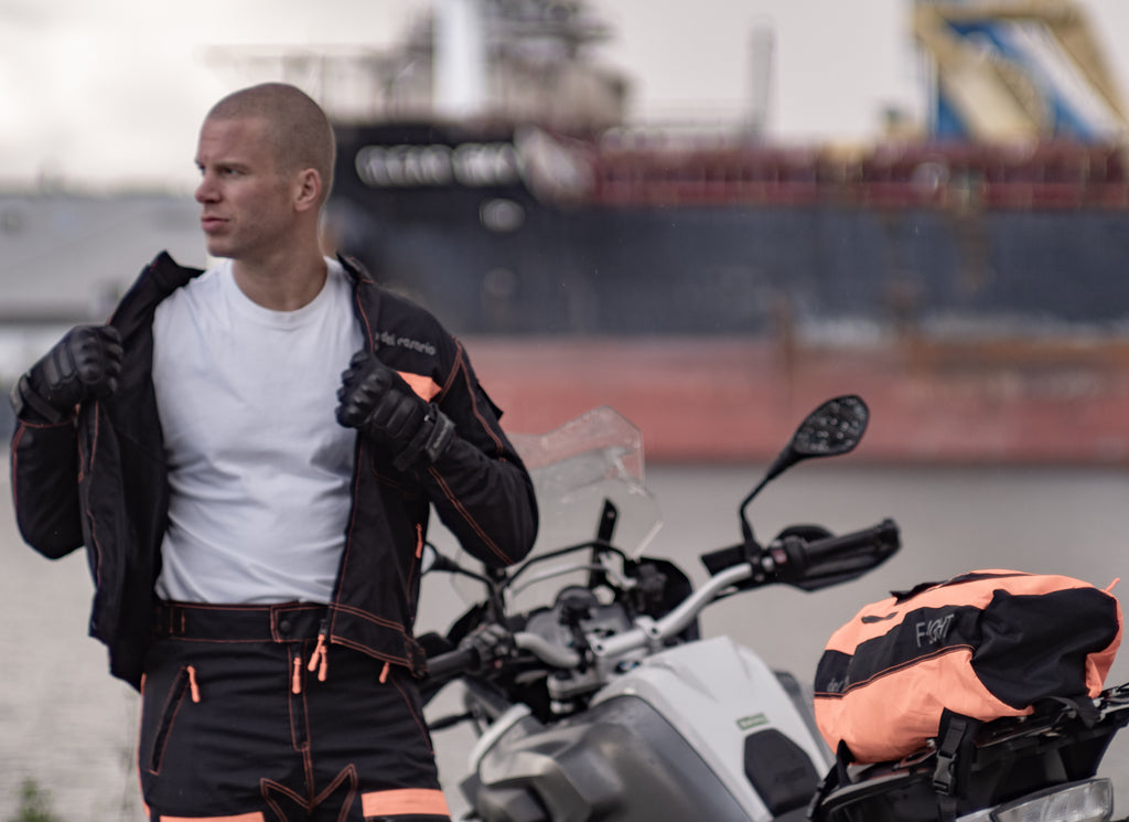 F-Light: All-Weather ULTRAPORTABLE TROUSERS